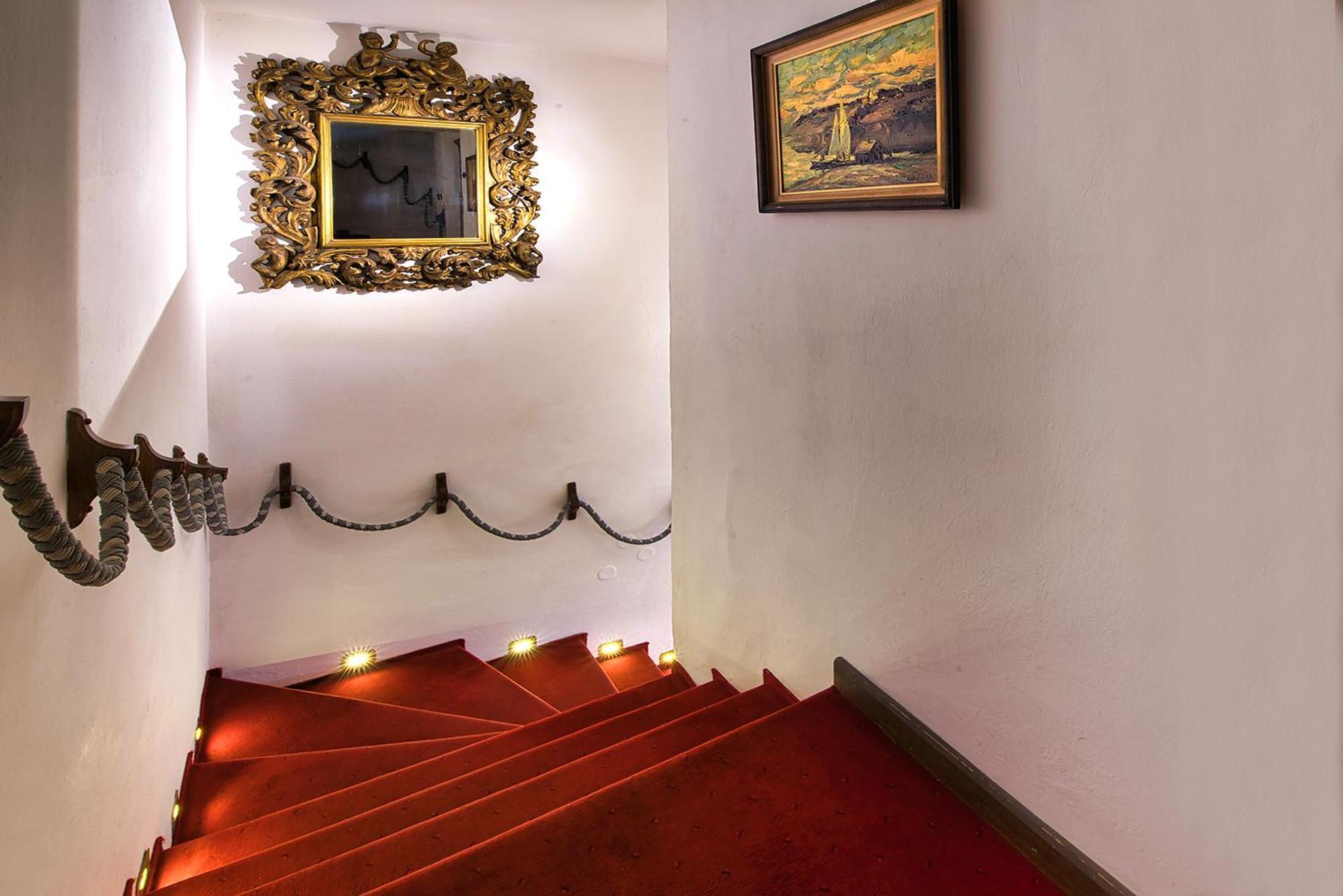 ברטיסלאבה Panoramic Castle Suite With Free Private Parking מראה חיצוני תמונה