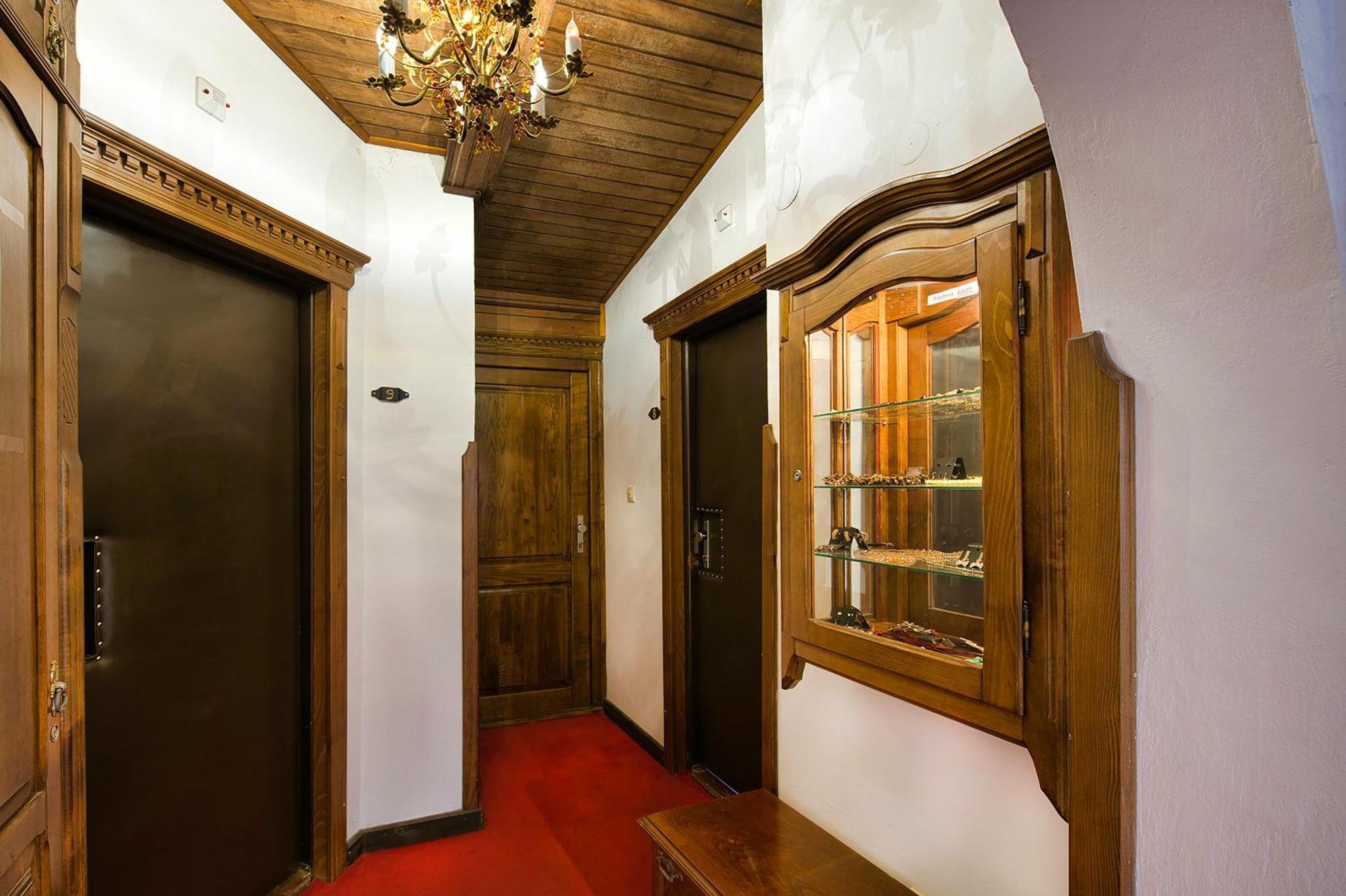 ברטיסלאבה Panoramic Castle Suite With Free Private Parking מראה חיצוני תמונה